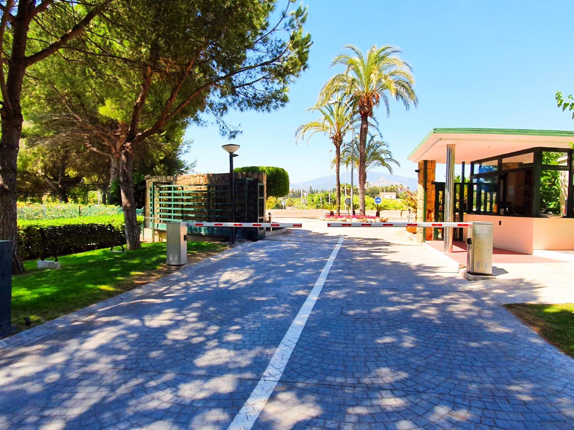 Luxury Frontline Residence Ehhouse Estepona Dış mekan fotoğraf
