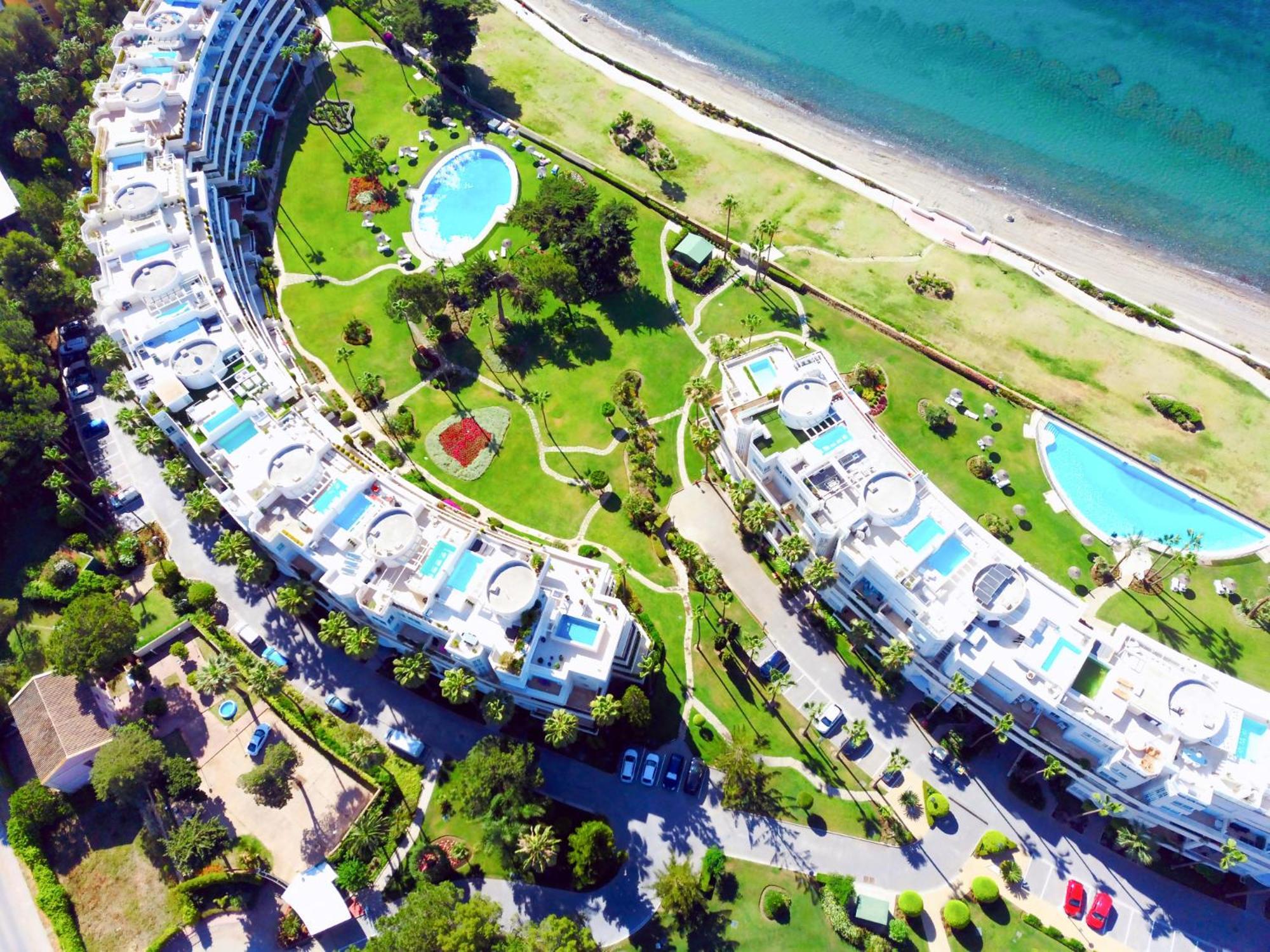 Luxury Frontline Residence Ehhouse Estepona Dış mekan fotoğraf